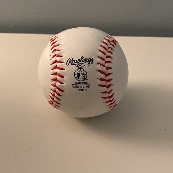 Authentic MLB Baseball - Picture 3 of 4